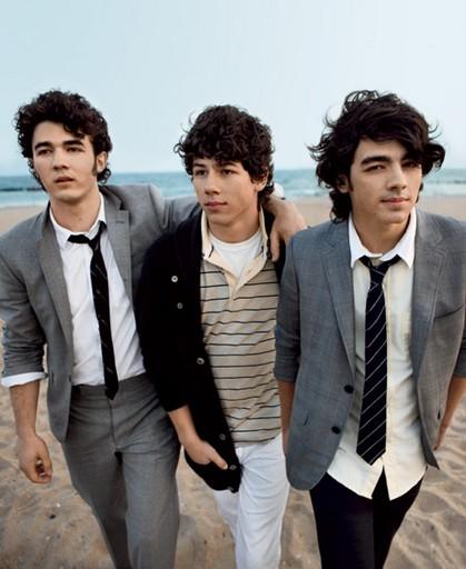 General photo of Jonas Brothers