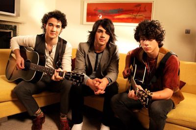 General photo of Jonas Brothers