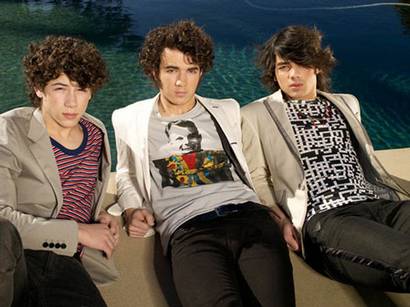 General photo of Jonas Brothers