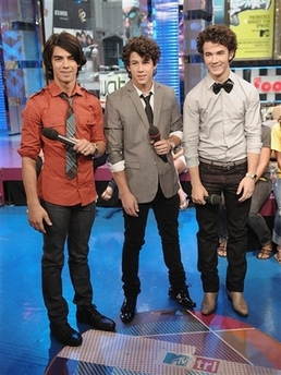 General photo of Jonas Brothers