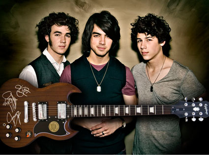 General photo of Jonas Brothers