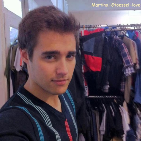 General photo of Jorge Blanco