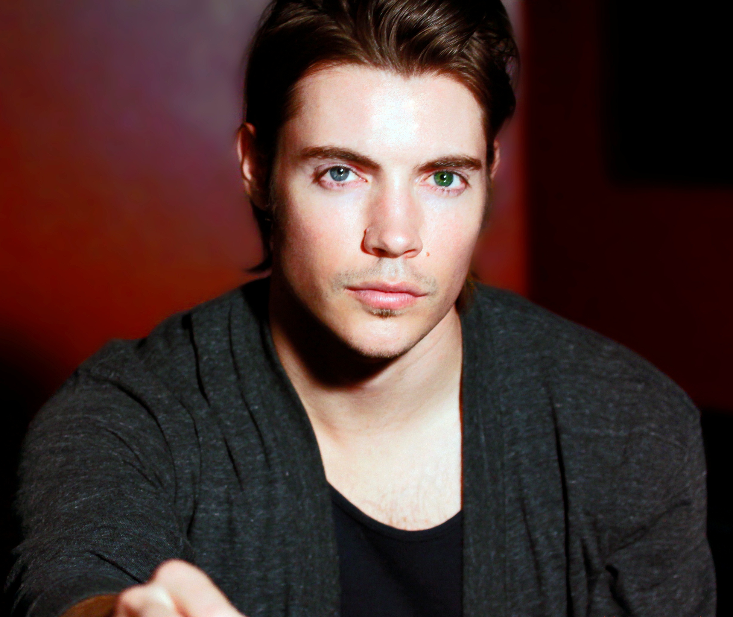 General photo of Josh Henderson