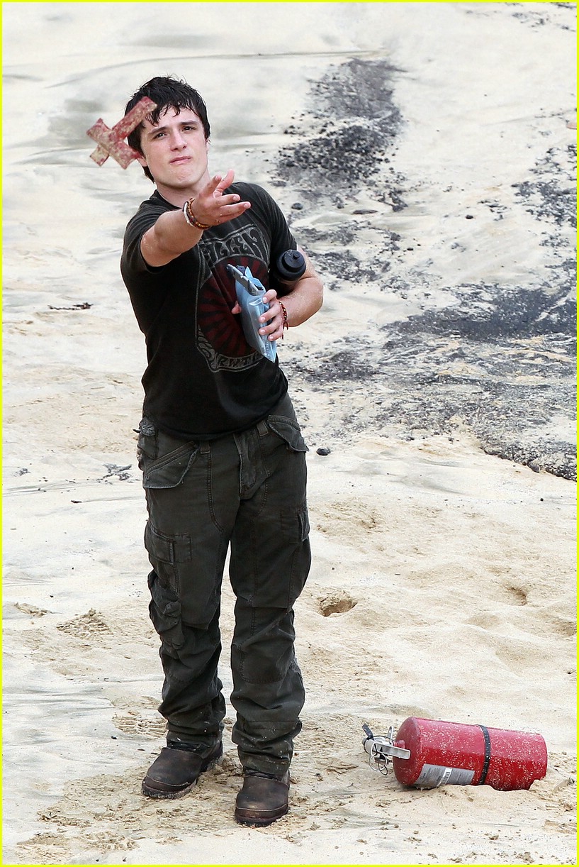 Josh Hutcherson in Journey 2: The Mysterious Island