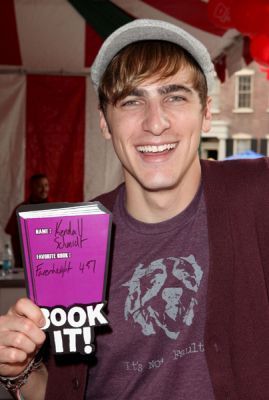 General photo of Kendall Schmidt