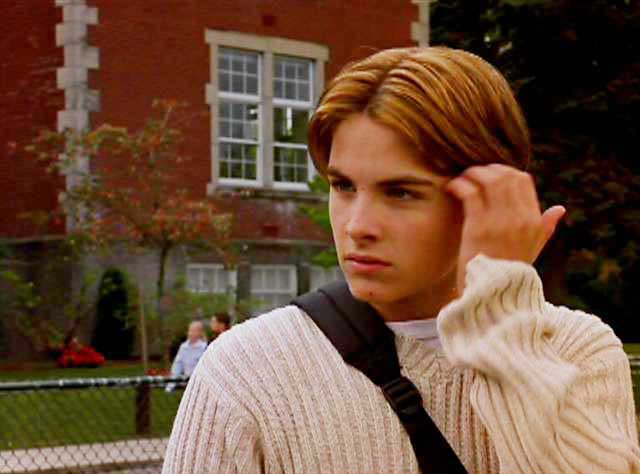 Kevin Zegers in Air Bud: World Pup