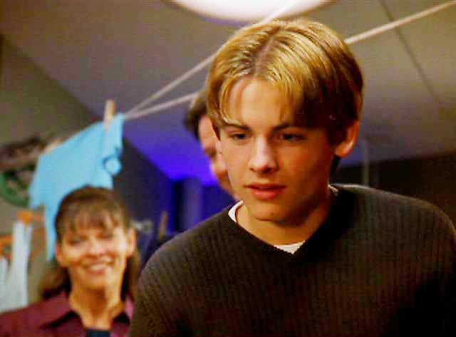 Kevin Zegers in Air Bud: World Pup