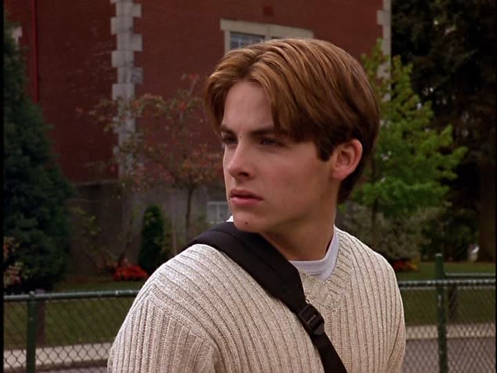 Kevin Zegers in Air Bud: World Pup