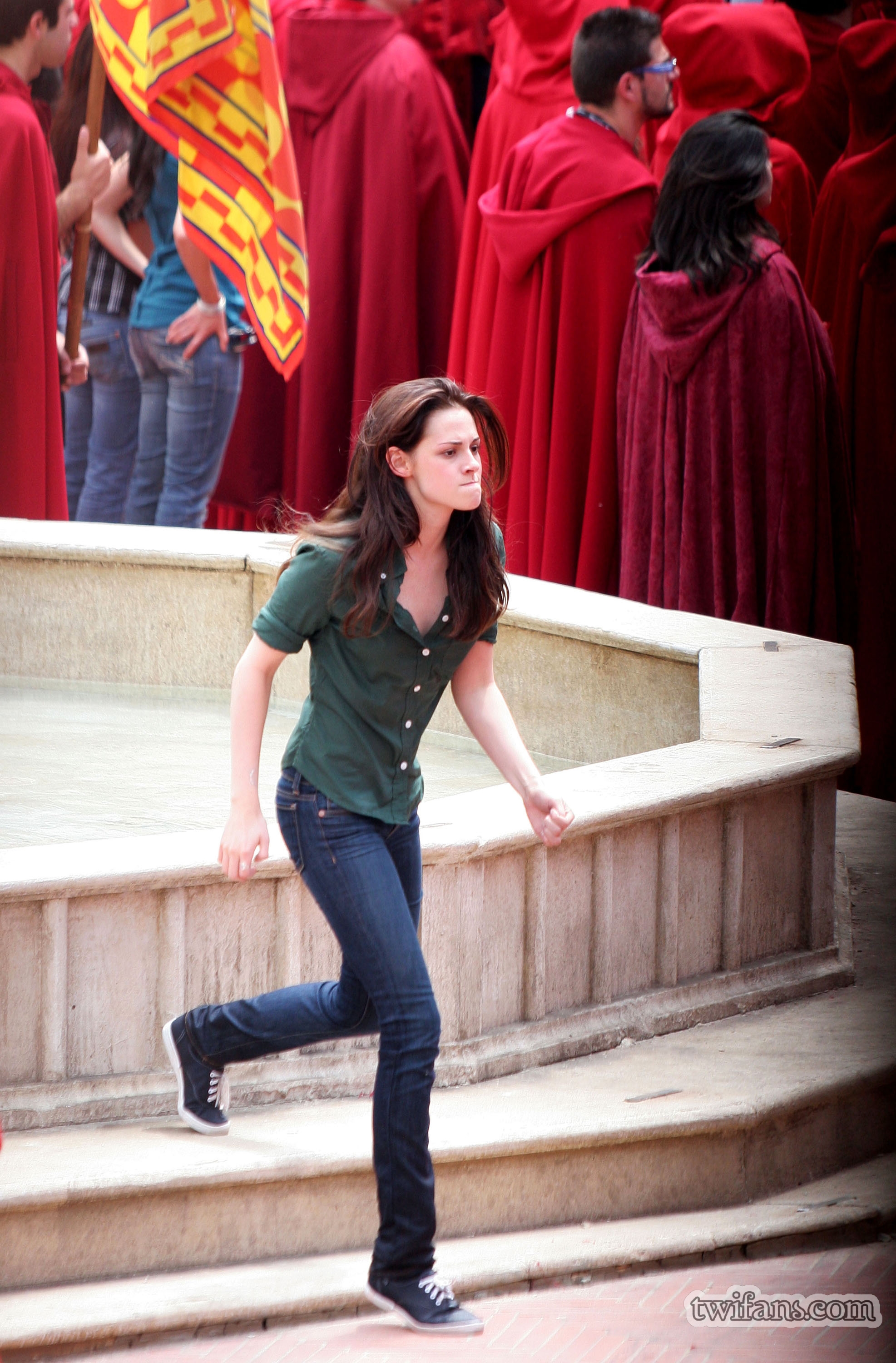 Kristen Stewart in The Twilight Saga: New Moon