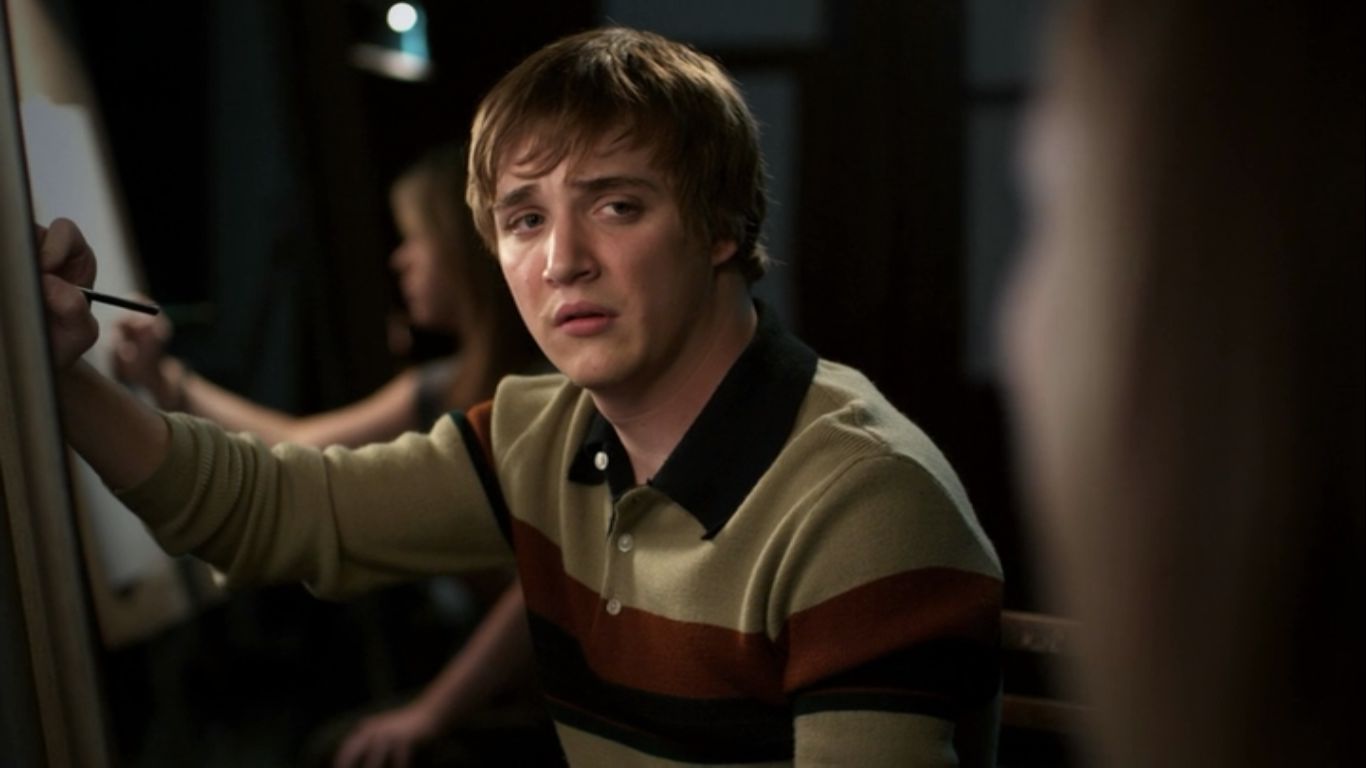 Kyle Gallner in Cherry