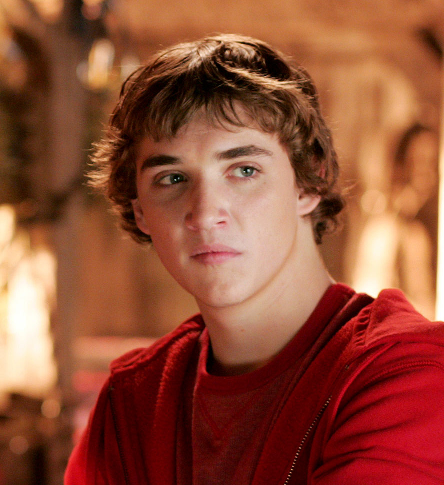 General photo of Kyle Gallner