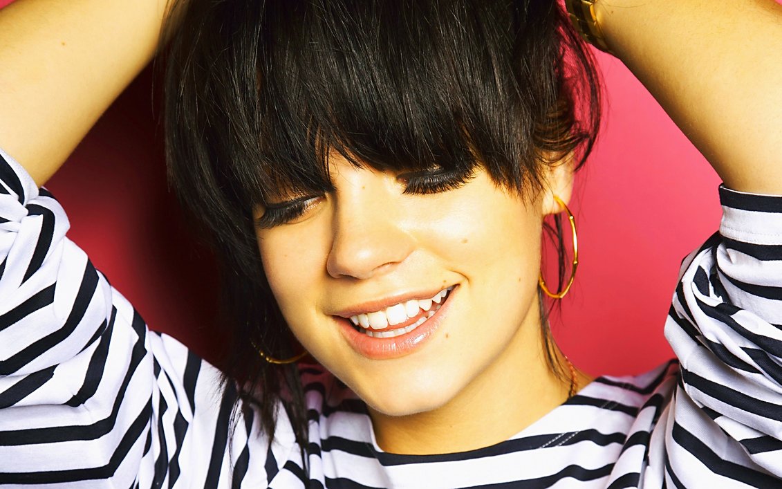 General photo of Lily Allen