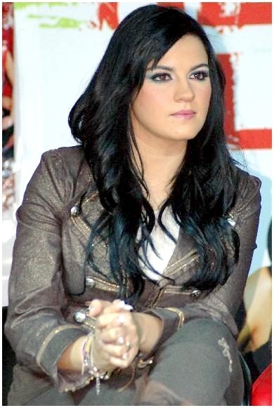 General photo of Maite Perroni