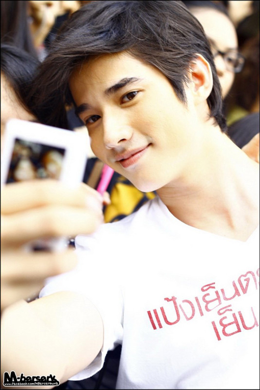 General photo of Mario Maurer