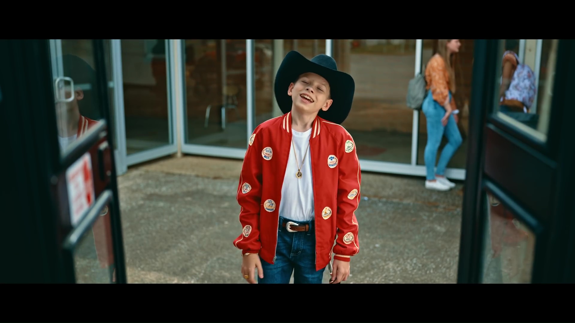 Picture of Mason Ramsey in Music Video: Twang - mason-ramsey-1660722968 ...