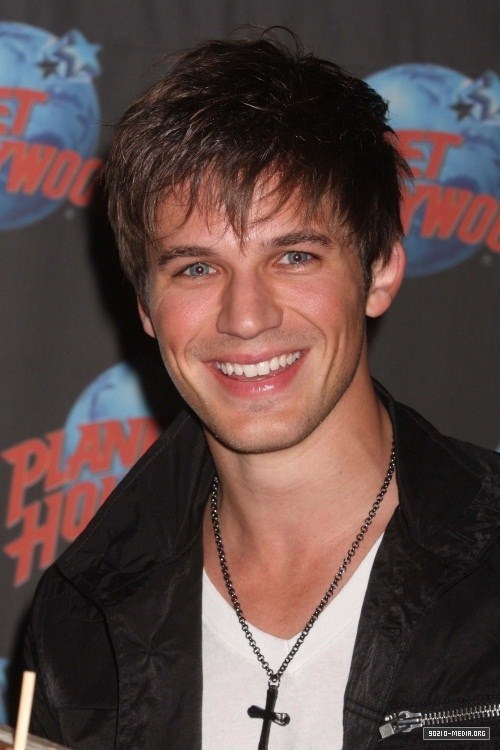 General photo of Matt Lanter