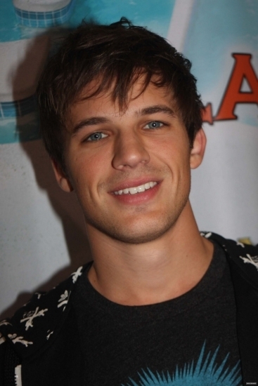 General photo of Matt Lanter