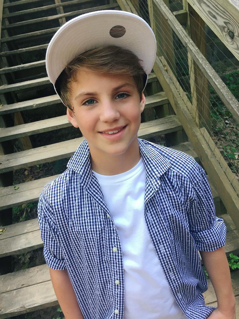 General picture of MattyB - Photo 1687 of 2109. 