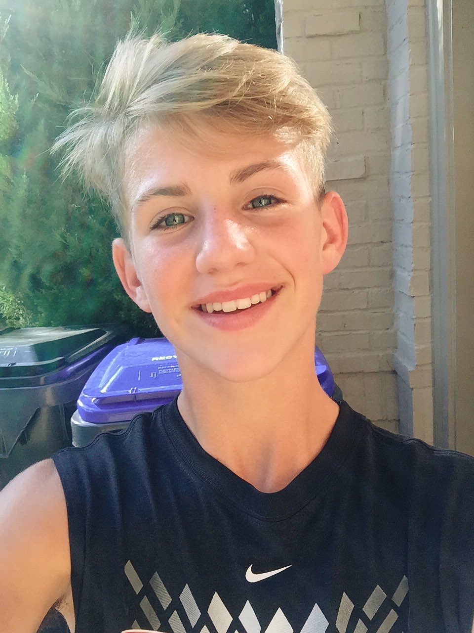 General photo of MattyB