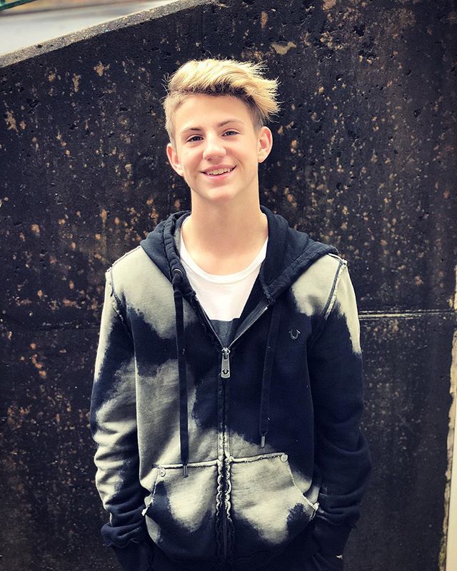 General photo of MattyB