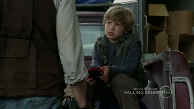 Maxim Knight in Falling Skies