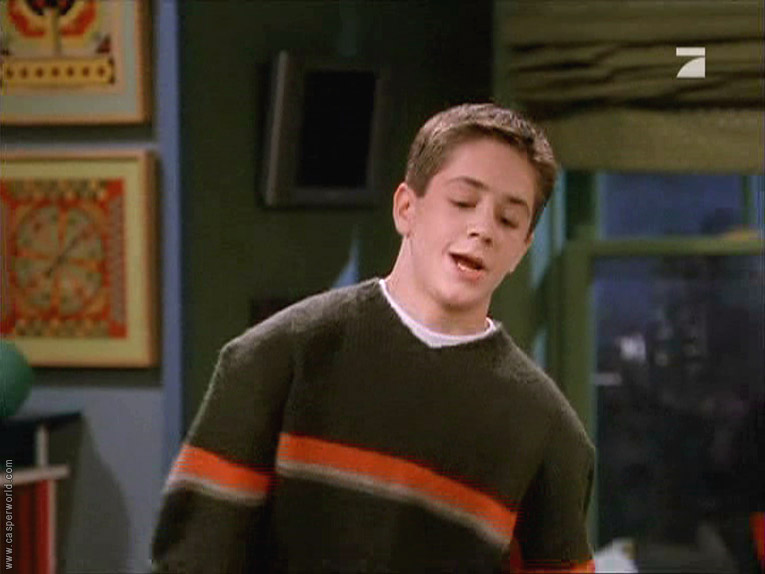 Michael Angarano in Will & Grace, episode: Field of Queens