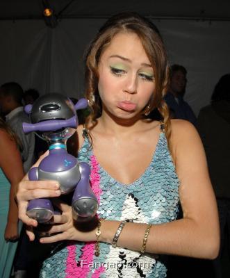 Miley Cyrus in Teen Choice Awards 2007