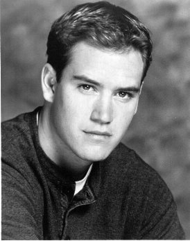 General photo of Mark-Paul Gosselaar