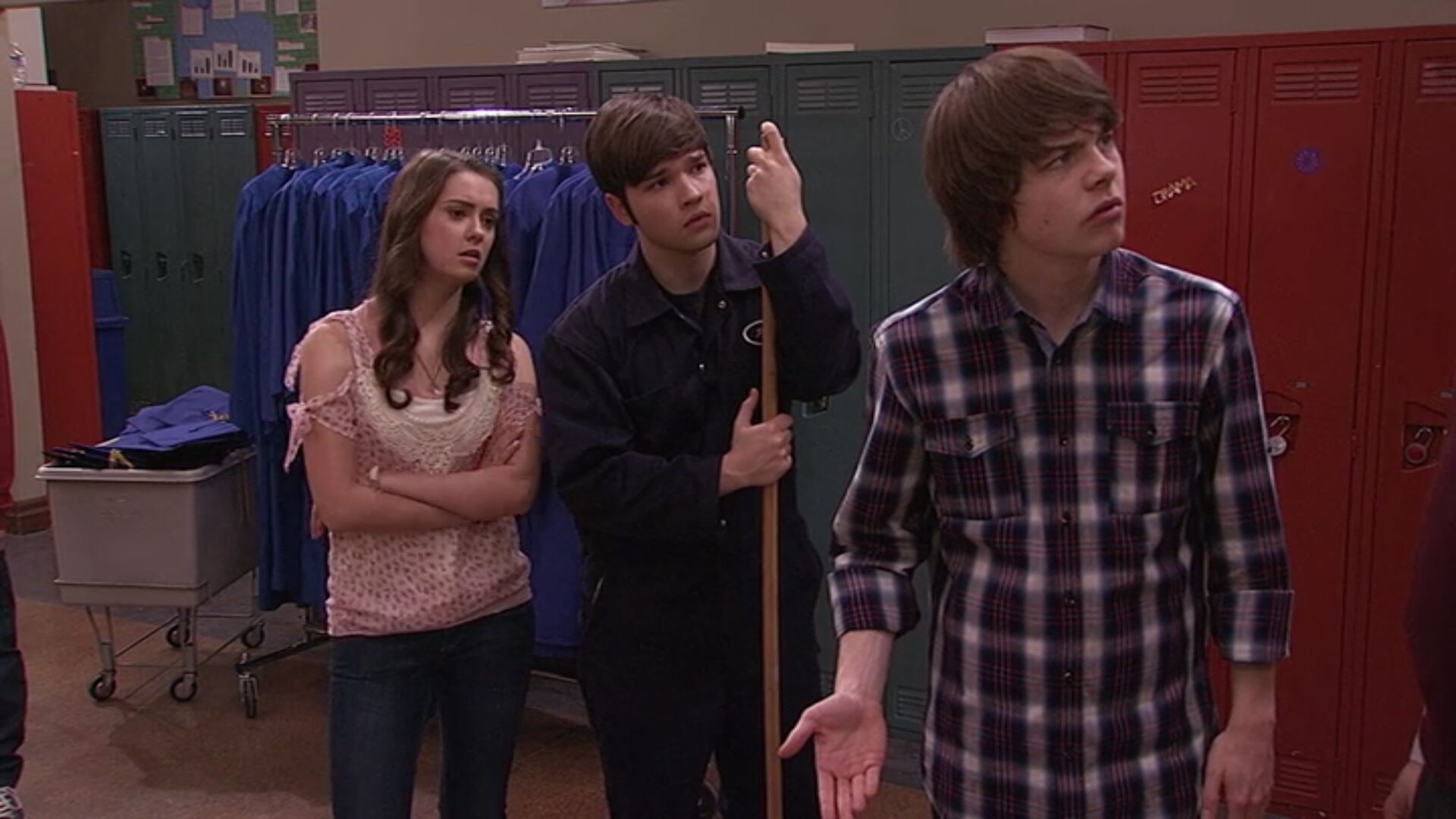 Nathan Kress in Mr. Young, episode: Mr. Finale