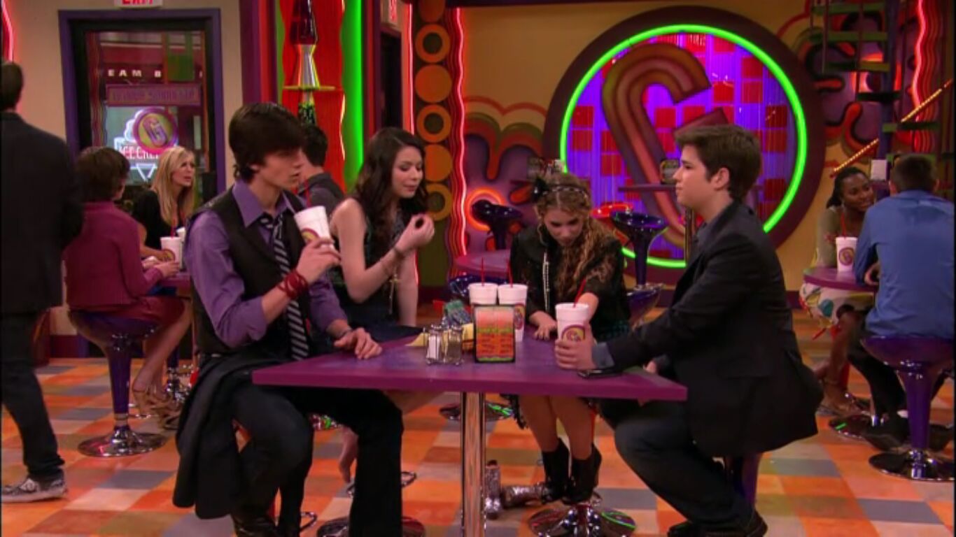 Icarly ispeed date