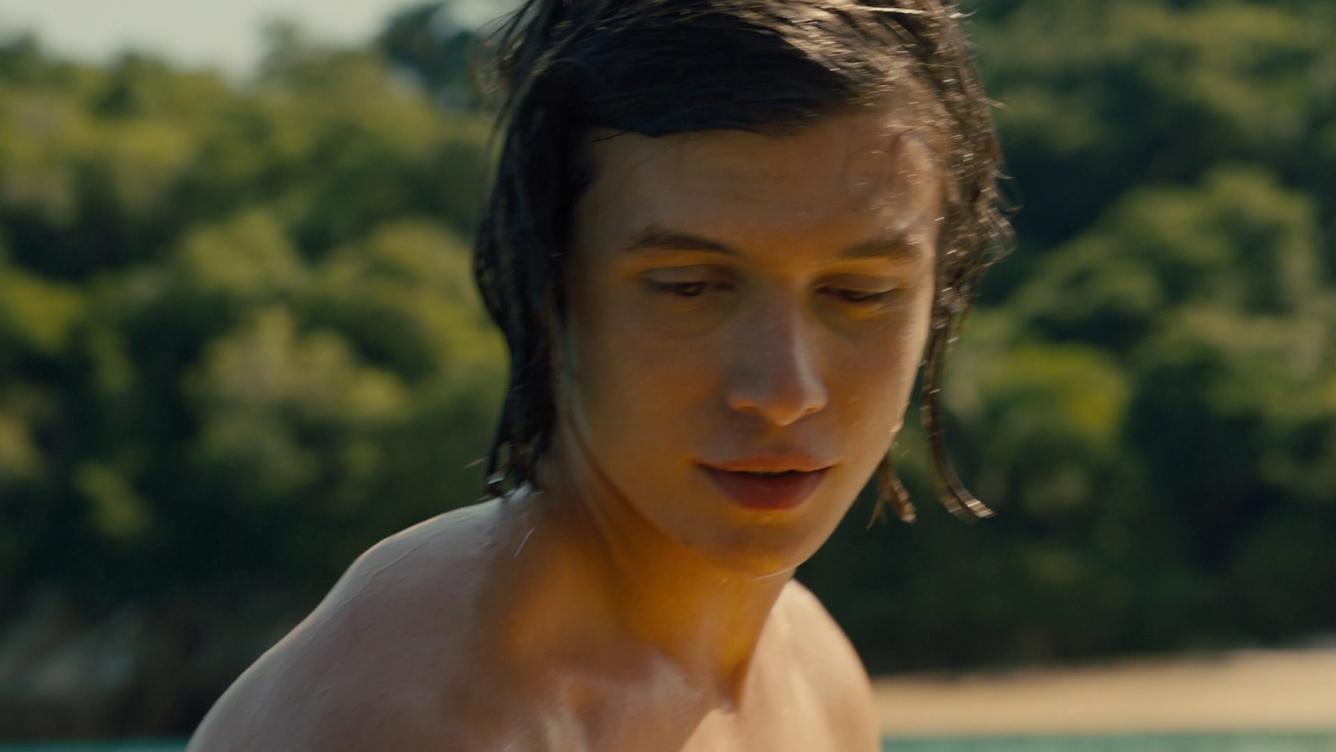 Nick Robinson in Everything, Everything