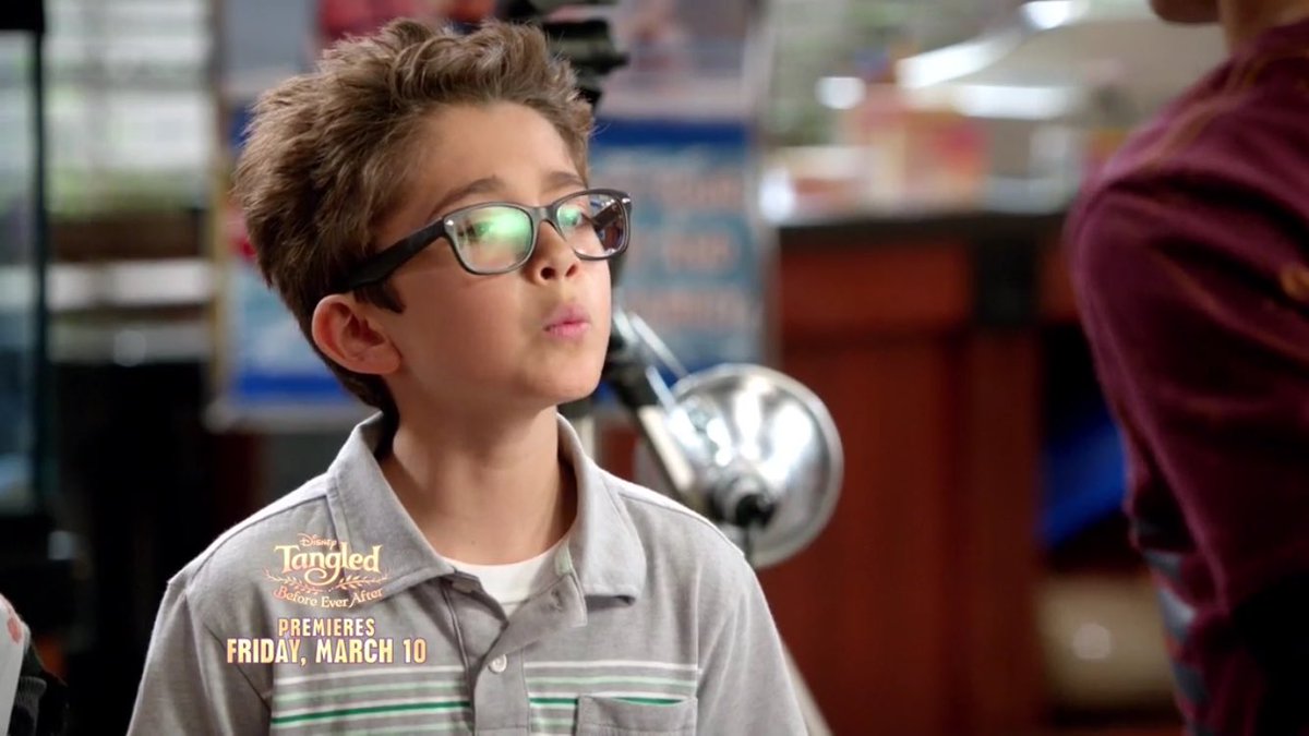 Nicolas Bechtel in Stuck In The Middle