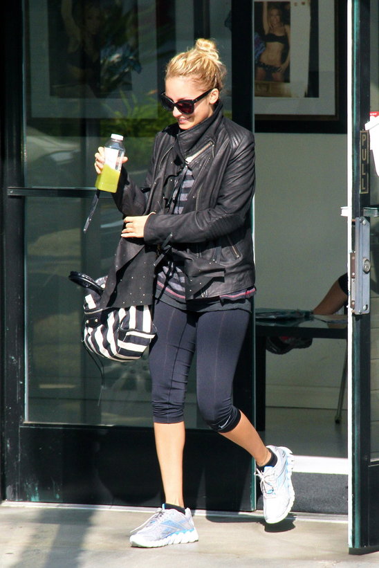 General photo of Nicole Richie