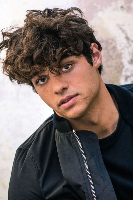 General photo of Noah Centineo