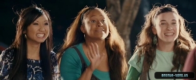 Raven-Symoné in College Road Trip