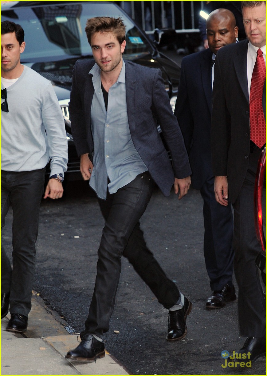 General photo of Robert Pattinson