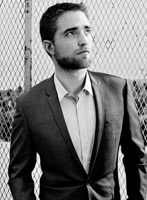 General photo of Robert Pattinson