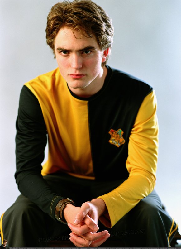 General photo of Robert Pattinson