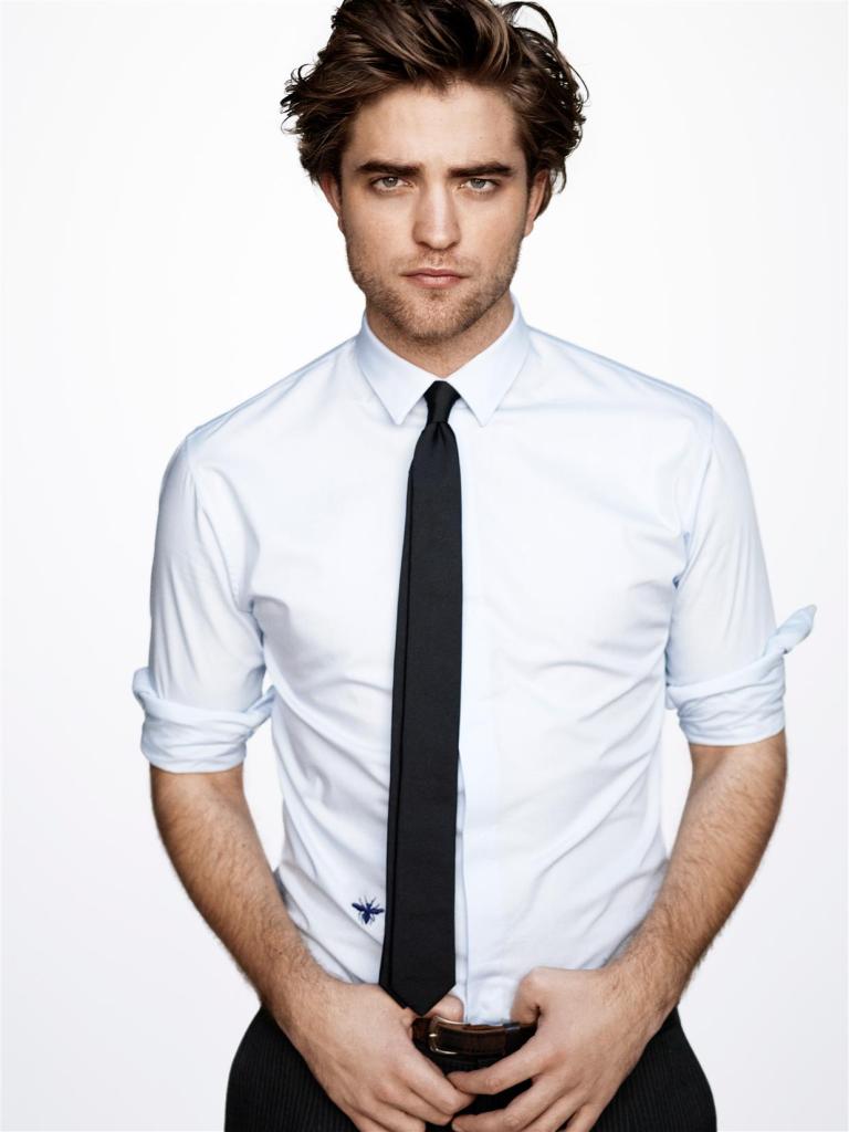 General photo of Robert Pattinson