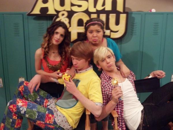 Ross Lynch in Austin & Ally