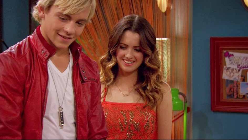 Ross Lynch in Austin & Ally