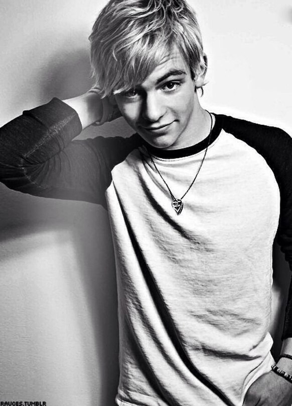 General photo of Ross Lynch