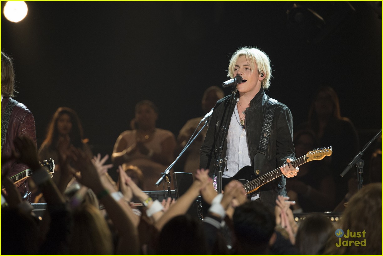 General photo of Ross Lynch