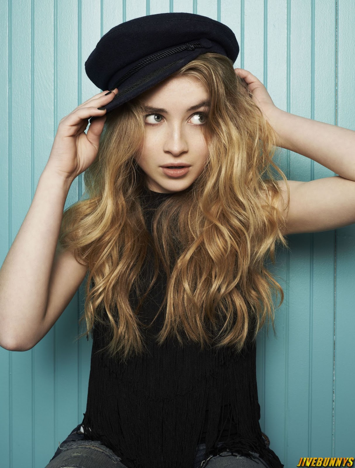 General photo of Sabrina Carpenter