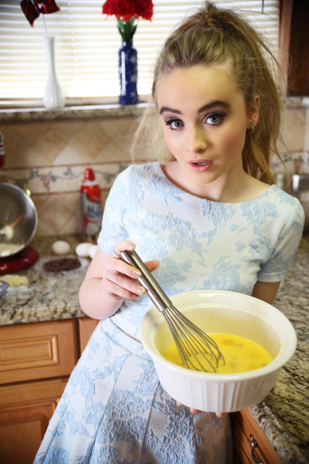 General photo of Sabrina Carpenter