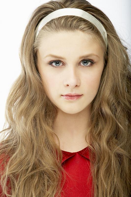 General photo of Savannah Outen