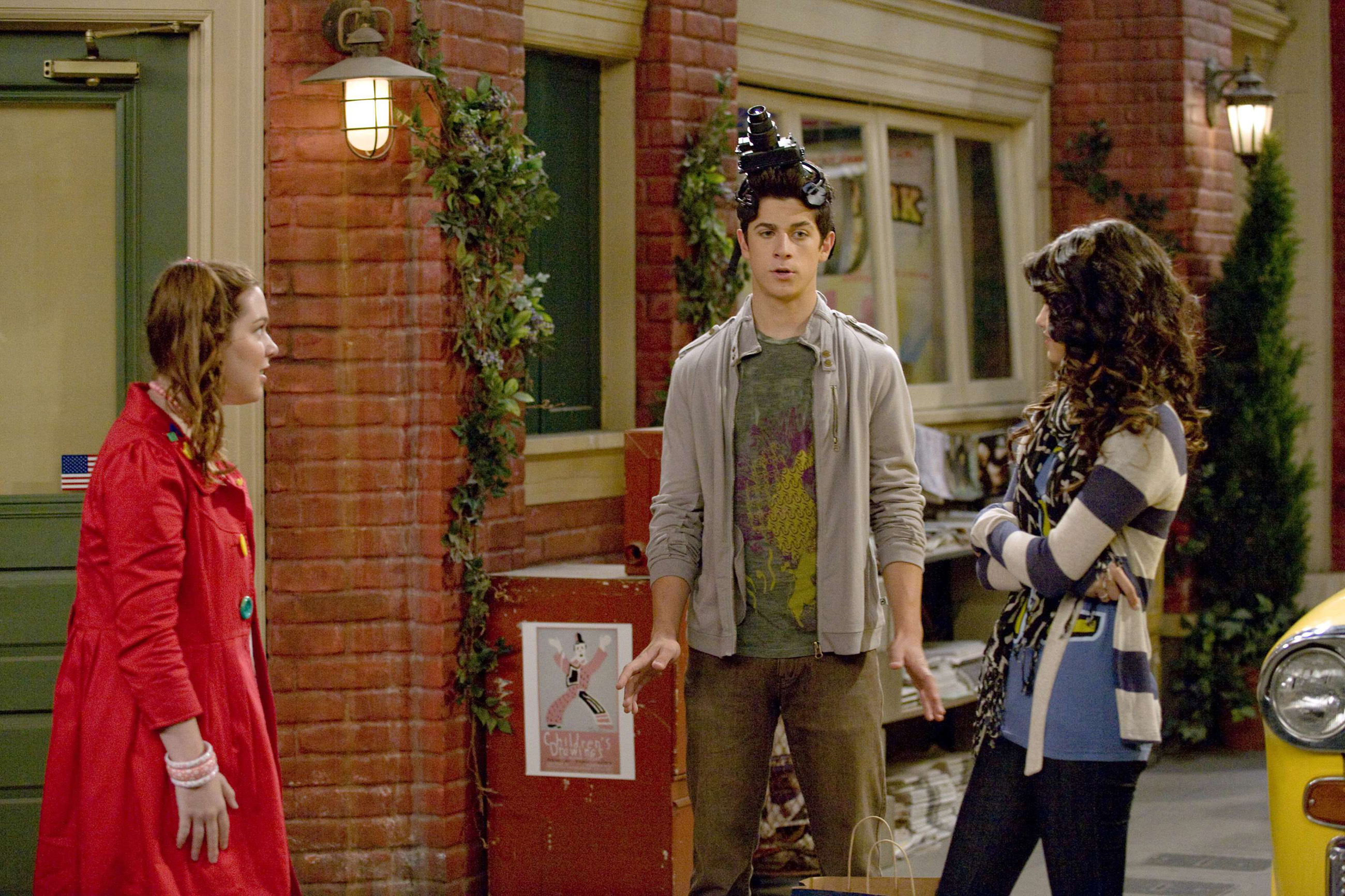 Selena Gomez in Wizards of Waverly Place (Season 2)