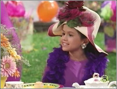 Selena Gomez in Barney And Friends (Season 8)