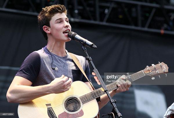 General photo of Shawn Mendes