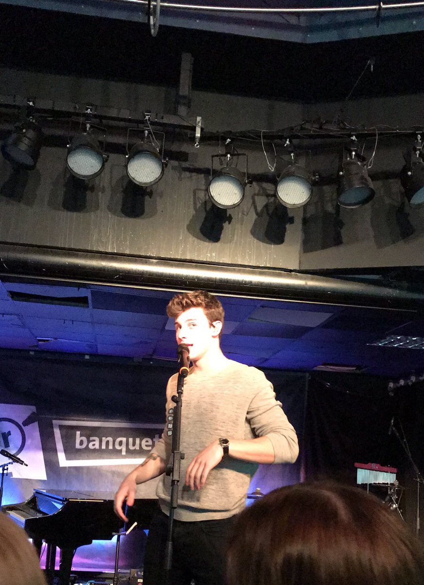 General photo of Shawn Mendes